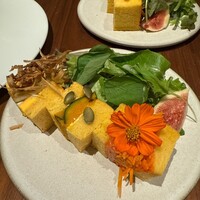 ERUTAN RESTAURANT BAR - 