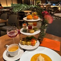 ERUTAN RESTAURANT BAR - 