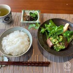 カフェ ナナカラ - お肉