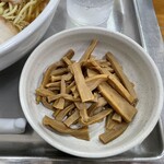 赤坂味一 - メンマ