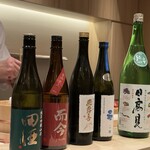 札幌 鮨 よこ田 - 大将おススメ酒がずらり