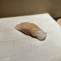 鮨m - 