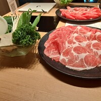 すき焼 しゃぶしゃぶつかだ KITTE大阪店 - 