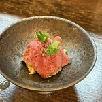 真打 - ローストビーフとポテサラ