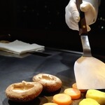 鉄板焼 石狩 - お野菜焼くー♩