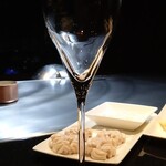 鉄板焼 石狩 - グラスも美しい♩