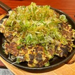 鉄板空間 縁 - 牛すじねぎ焼き