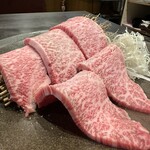 焼肉 わだ泉 - 黒毛和牛上ロース  赤身とサシのバランスが綺麗