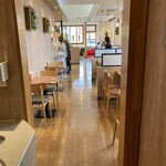 モスバーガー - トイレ側から色口方面を撮影