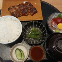 うなぎ四代目菊川 ムスブ田町店 - 
