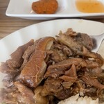 Ramdy - Khao Kham (Braised Pork Trotters)