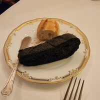 シェ・スガヤ - 