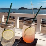 BeachHouseStyleCafe sunflower - 