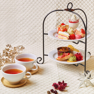 【期間限定】冬の苺アフタヌンティー♪