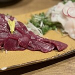 北堀江 ほおずき - 馬刺し２種盛り。