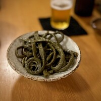 蕎麦おさめ - おさめさんの大傑作、ぜんまいの含め煮。
                      この、静かな幸福感に取り憑かれています(^^)