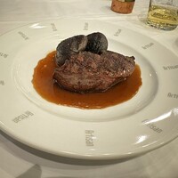レストラン アルティザン（restaurant Artisan） - メイン：エゾ鹿と赤ワインソース