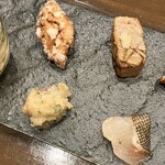 心粋厨房 獬 - まぐろ炙りの漬け あいなめたたき ショウサイフグの唐揚げ さわらのなめろう