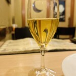 菜々笑 - ヌヴィアナ シャルドネ(スペイン)