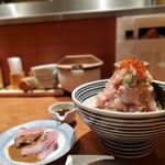 日本橋 海鮮丼 つじ半 - 
