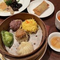 Shanghai Dining 状元樓 - 