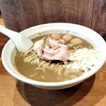 麺処 にぼし香 - サイドビュー