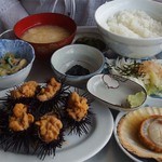 正立食堂 - ウニ御膳 1800円