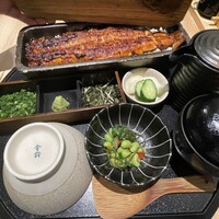 うなぎ四代目菊川 東京駅黒塀横丁店 - 