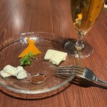 ASTORE - チーズの盛り合わせちょこっと。