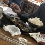 百味 - となりのオッさん焼肉定食ごはん大盛り（くっちゃくっちゃ食うなよ！）