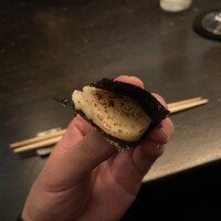 鮨 四 - 帆立の磯辺焼き