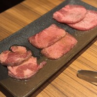 中目黒焼肉 登牛門 - 