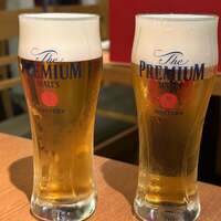 UMAMI日本酒弐番館 - ミニの生ビールで乾杯