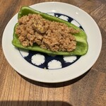 炭火焼鳥とり央 - 生ピーマン肉詰め