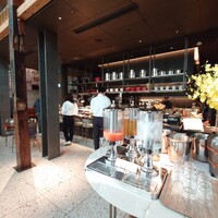 イタリアンレストラン LOKAL HOUSE (voco大阪セントラル) - ビュッフェ