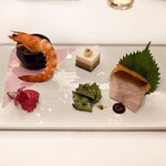 梨杏 - 皮パリパリ豚、ピーマンなどの前菜盛り合わせ
