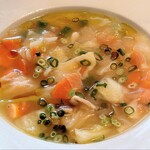 オー・ボール・ド・ロー - [オードブル] 具だくさんスープ 田舎風