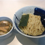 らー麺 山さわ - つけ麺／１玉７５０円