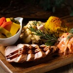 肉とチーズの古民家バル ISHIYAMA MEAT MARCHE - 