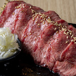 牛の助肉之進 くらわんか - ネギタン　きざんだ白ネギのシャキシャキ食感がタンとの相性バツグンです