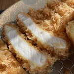 贅沢とんかつ アバンティ - 雪で熟成。田原ポーク！