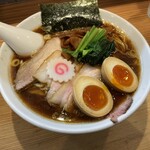 オランダ軒 - 醤油ラーメン味玉付き