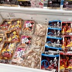 さんさん市場 - 色々種類があります♪辛味噌をチョイス‼︎