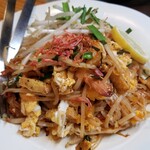 ピラブカウ - パッタイ。