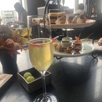 DINING & BAR TABLE 9 TOKYO - 