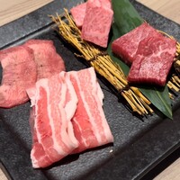 近江うし焼肉 にくTATSU 渋谷店 - 
