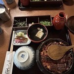 あつた蓬莱軒 神宮店 - 