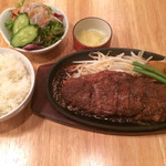 SENBAR - 厚切サーロインランチ1400円