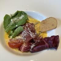 TEIEN Restaurant comodo - 生ハムとキノコのトルフォーラティ　南瓜のズッパ仕立て