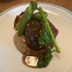 compasii - メイン煮込みハンバーグ